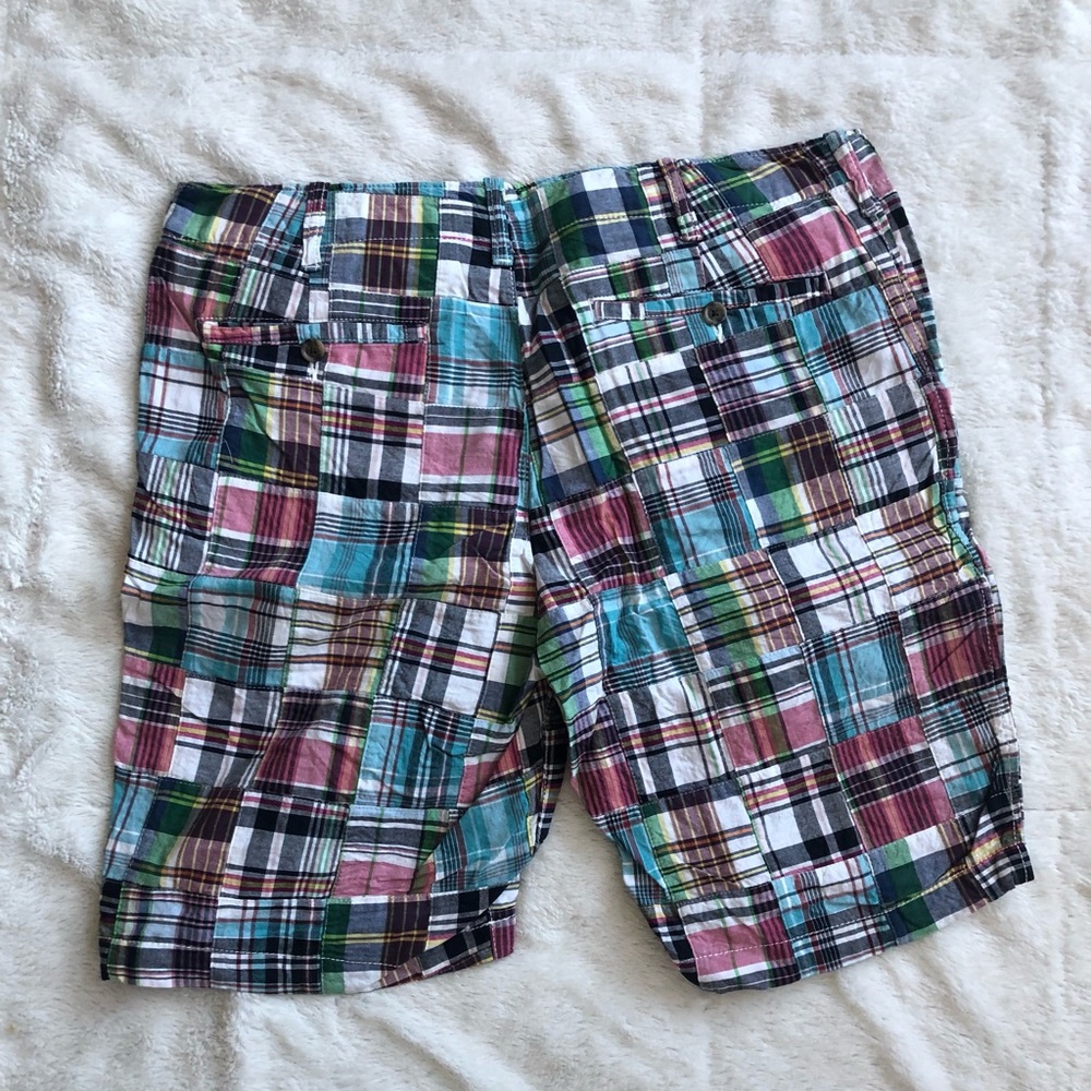 Gap Patchwork Lived-In Short - image 4